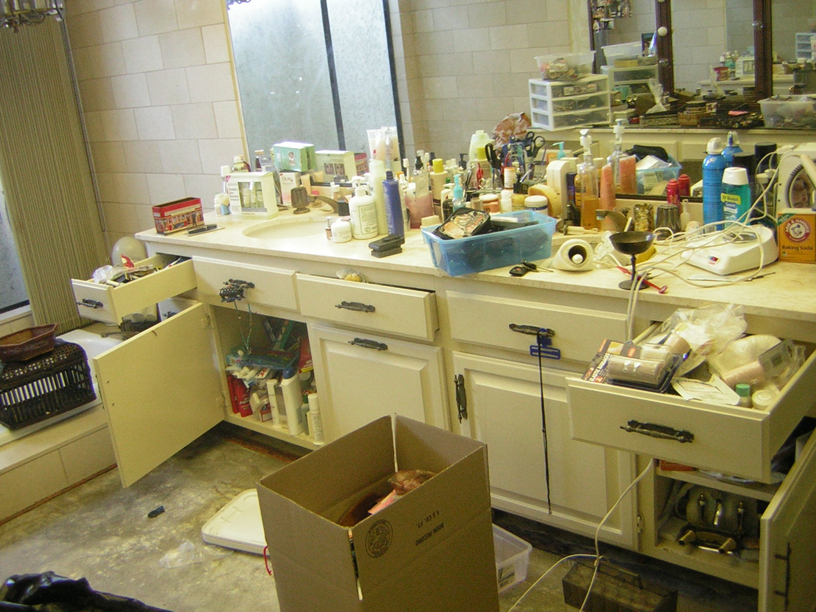 messy womens bathroom sink